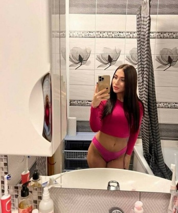 Знойная красотка с горячим темпераментом и чувственными губами, желает пригласить вас в мир страсти и удовольствия. Гарантирую интимное наслаждение и максимальный комфорт. 1008, 22 года