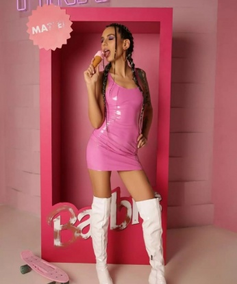 Я твоя олицетворение страсти и женственности.💃 ❤️
У меня есть раскрепощенный ум и я обожаю удовлетворять мужчин. Мои услуги включают классический секс, оральный секс, массаж и многое другое.🔥
Фото, которые ты видишь, полностью мои, без фотошопа. Ты увидишь мою красивую улыбку, пышные формы и искусные движения.💋
Мои клиенты в Москве всегда остаются довольными и возвращаются ко мне снова и снова. Уверена, что и ты будешь в восторге от нашей встречи. 🌟
Не теряй время, позвони мне прямо сейчас и я превратю твои фантазии в реальность. Жду тебя, мой красавчик, в Москве! 🌹 1556, 25 лет